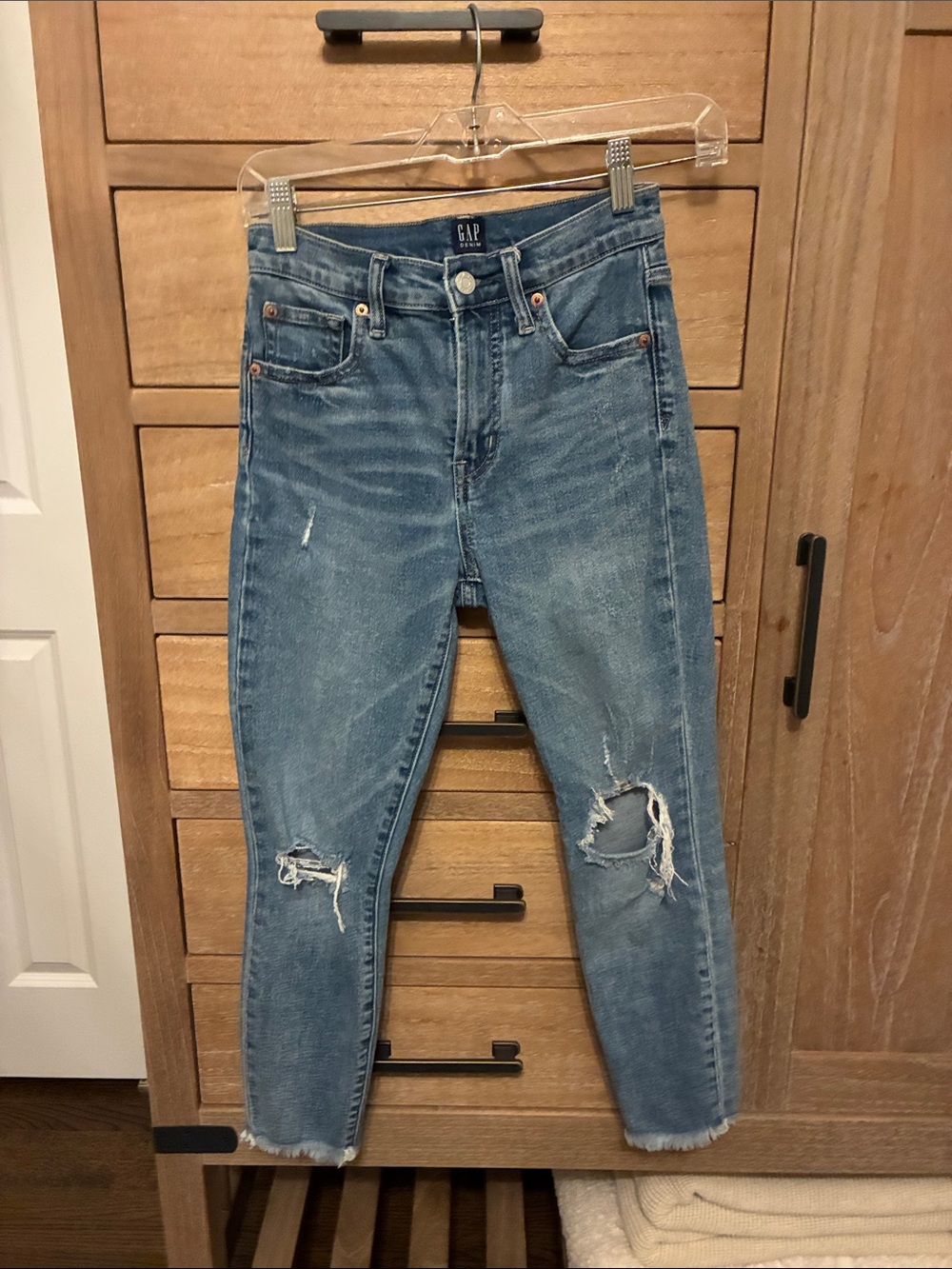 GAP Petite High-Rise True Skinny Cropped Distressed Light Blue Jeans